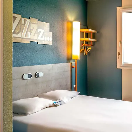 Ibis Budget Pertuis Portes Du Luberon Exterior photo
